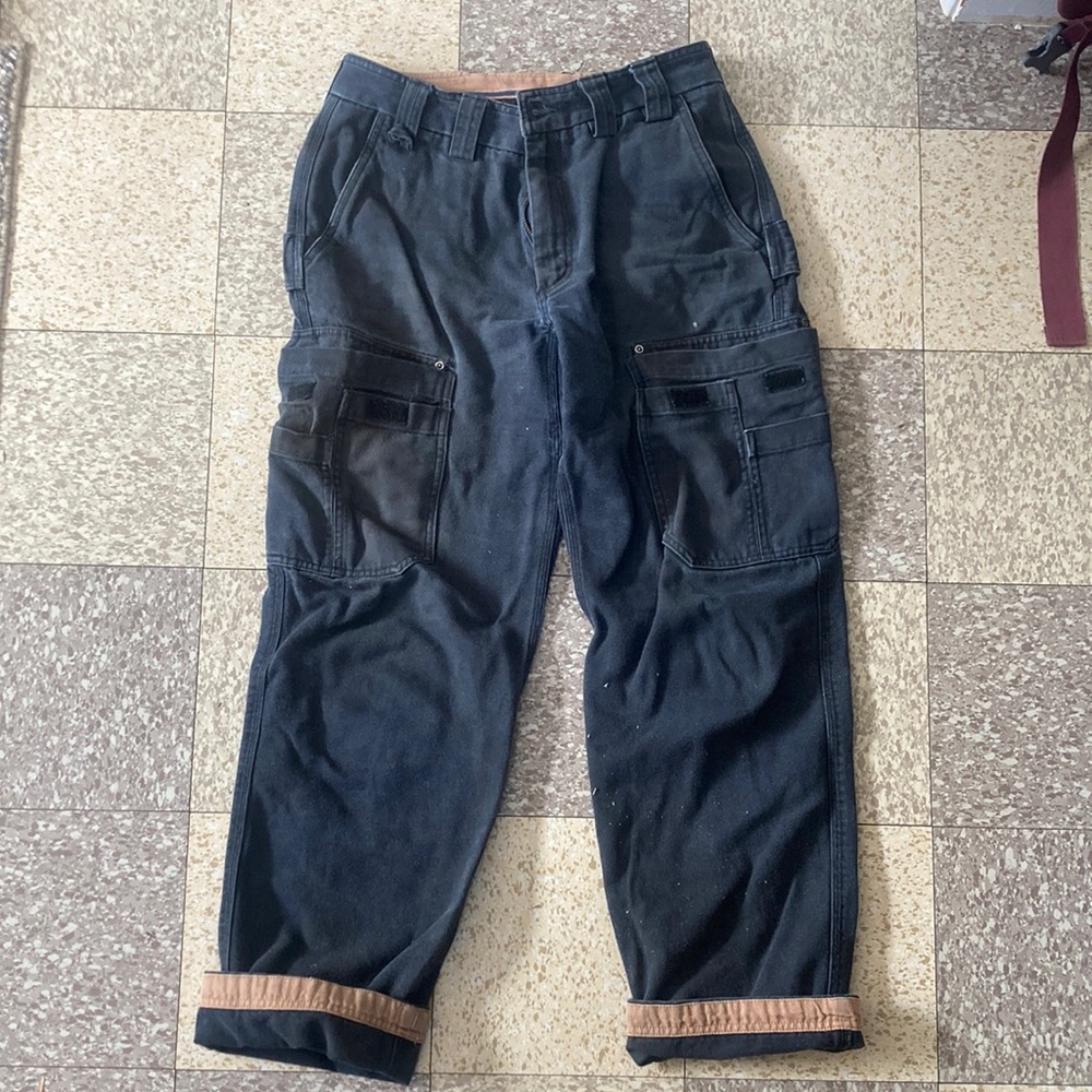 Duluth Relaxed Fit Black Cargo Pants